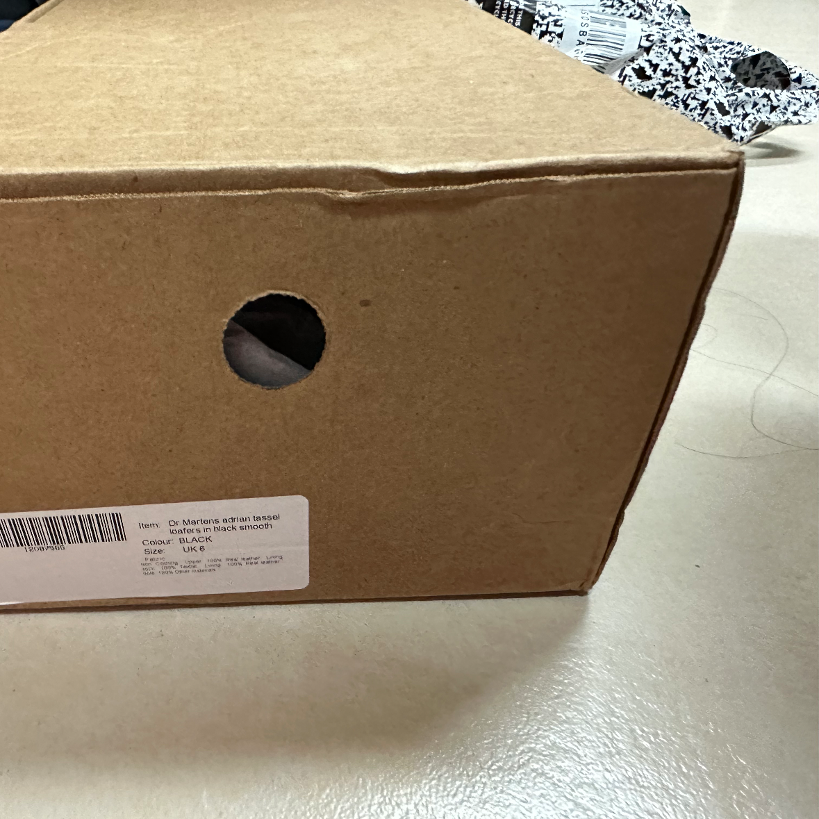 dr martens Adrian 於ASOS購買 Buyandship Hong Kong