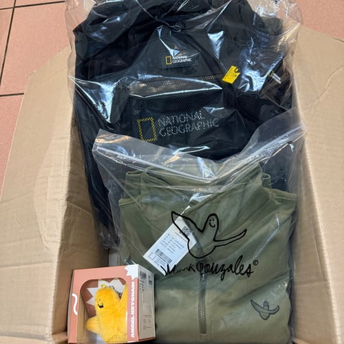 Buy&Ship Member unboxing image