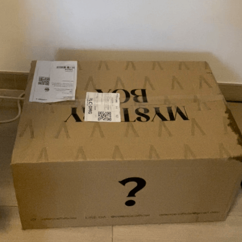 泰星Win Metawin 「Velence」Mystery Box