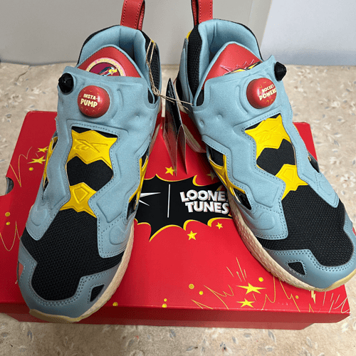 Reebok insta pump store fury hong kong