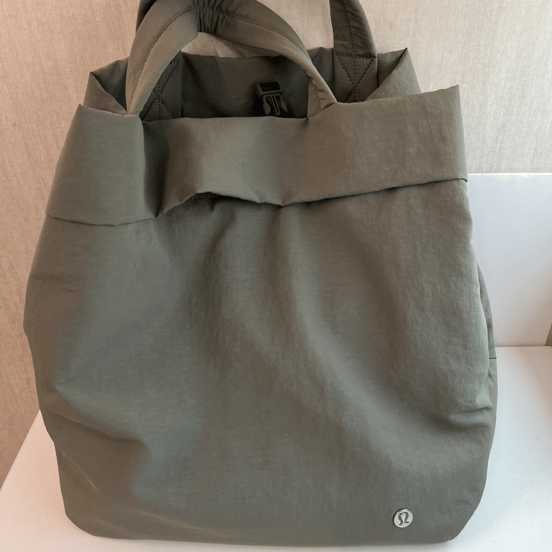 Lululemon Buy&Ship（香港）