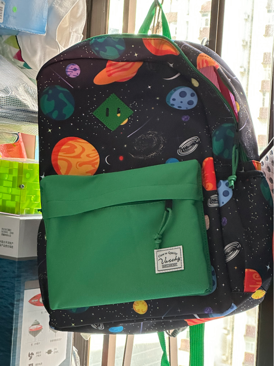 Vaschy backpack Buyandship（台灣）