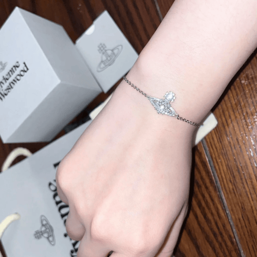 Vivienne Westwood Narcissa Bracelet😍 Buy&Ship（澳門）