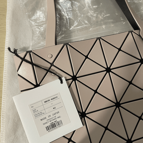 Bao Bao Issey Miyake LUCENTトートバッグ6×6 多色有り no tag chose 6color BAO BAO Issey Miyake Lucent Tote Bag