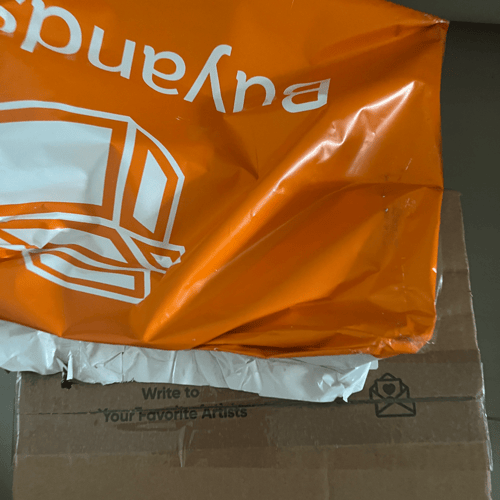Buy&Ship Member unboxing image
