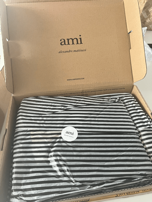 Buy&Ship Member unboxing image