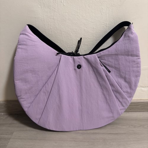 Lululemon pleated bagUser Shared PostBuy&Ship Philippines