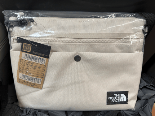 Sling outlet bag tnf