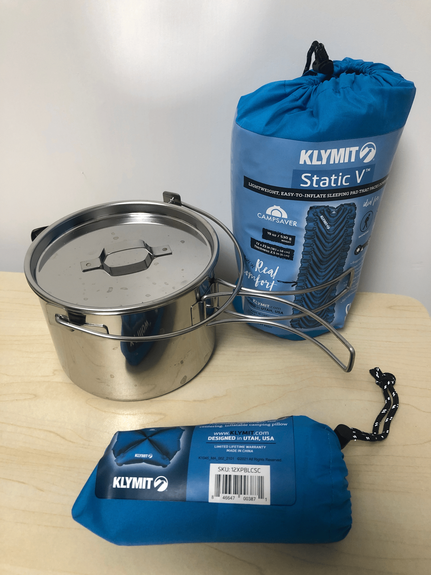 Sleeping bag, pad & pillow; kettle Buyandship Philippines
