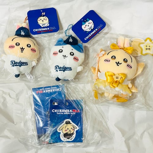 ちいかわ　マスコット シール キーホルダ その他　まとめ売り ちいかわ（キーホルダー、ぬいぐるみ、ステッカー） | Buy&Ship