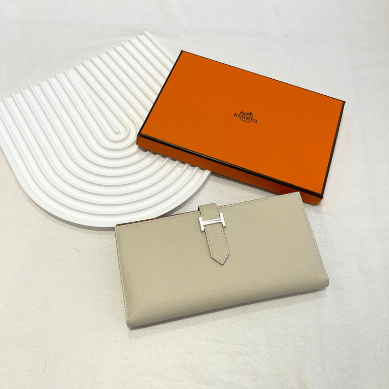 Hermès Béarn Soufflet verso Couleur 長錢包