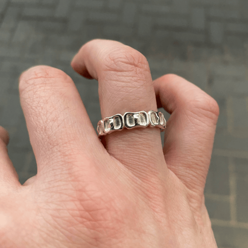 Llife BOTTON BAND RING