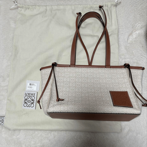 好平二手新淨！loewe tote bag🤍 | Buy&Ship Hong Kong