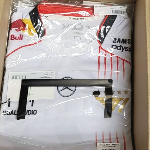Buy&Ship Member unboxing image