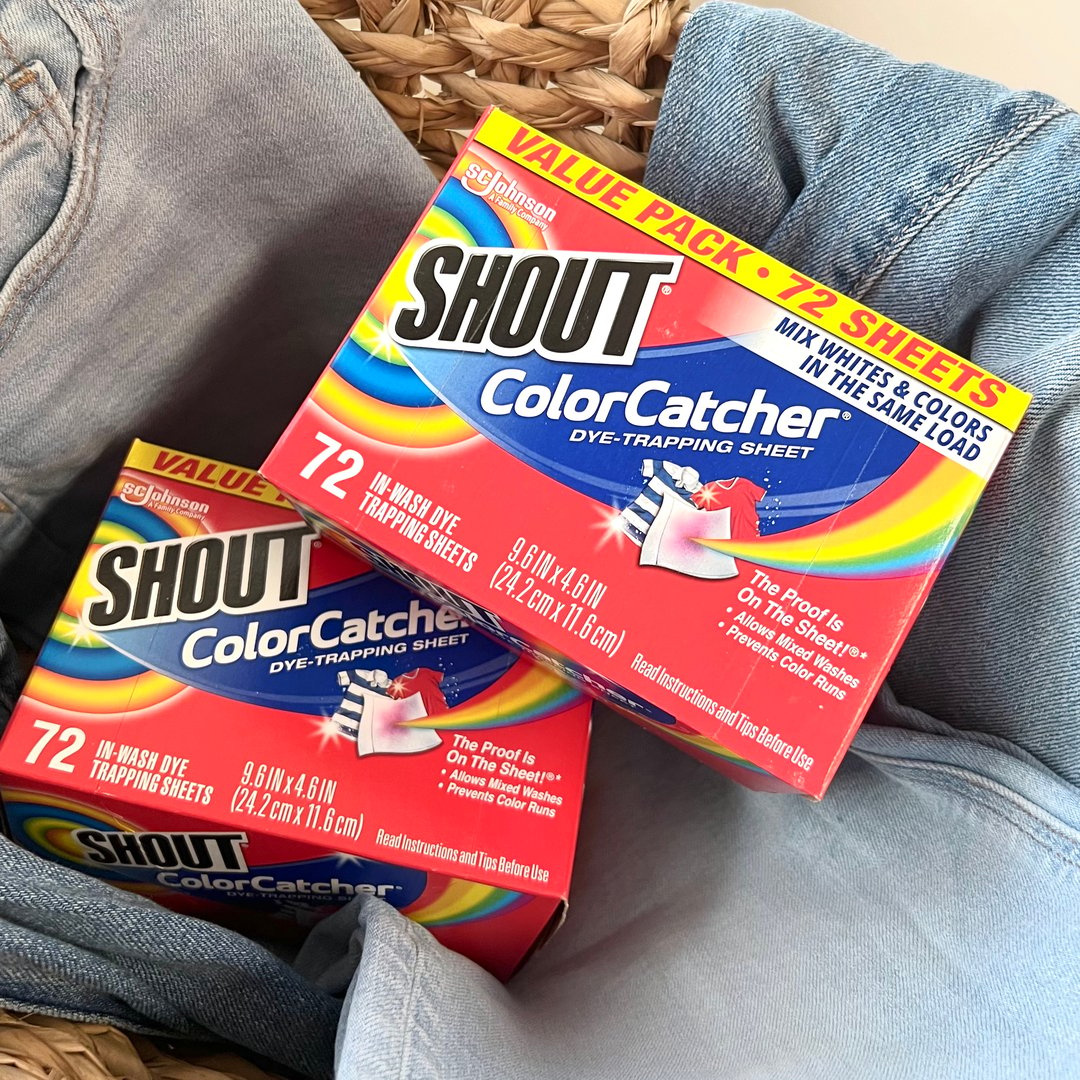 Shout Color Catcher Dye Trapping Sheet, 72 In Wash Sheets, 9.6