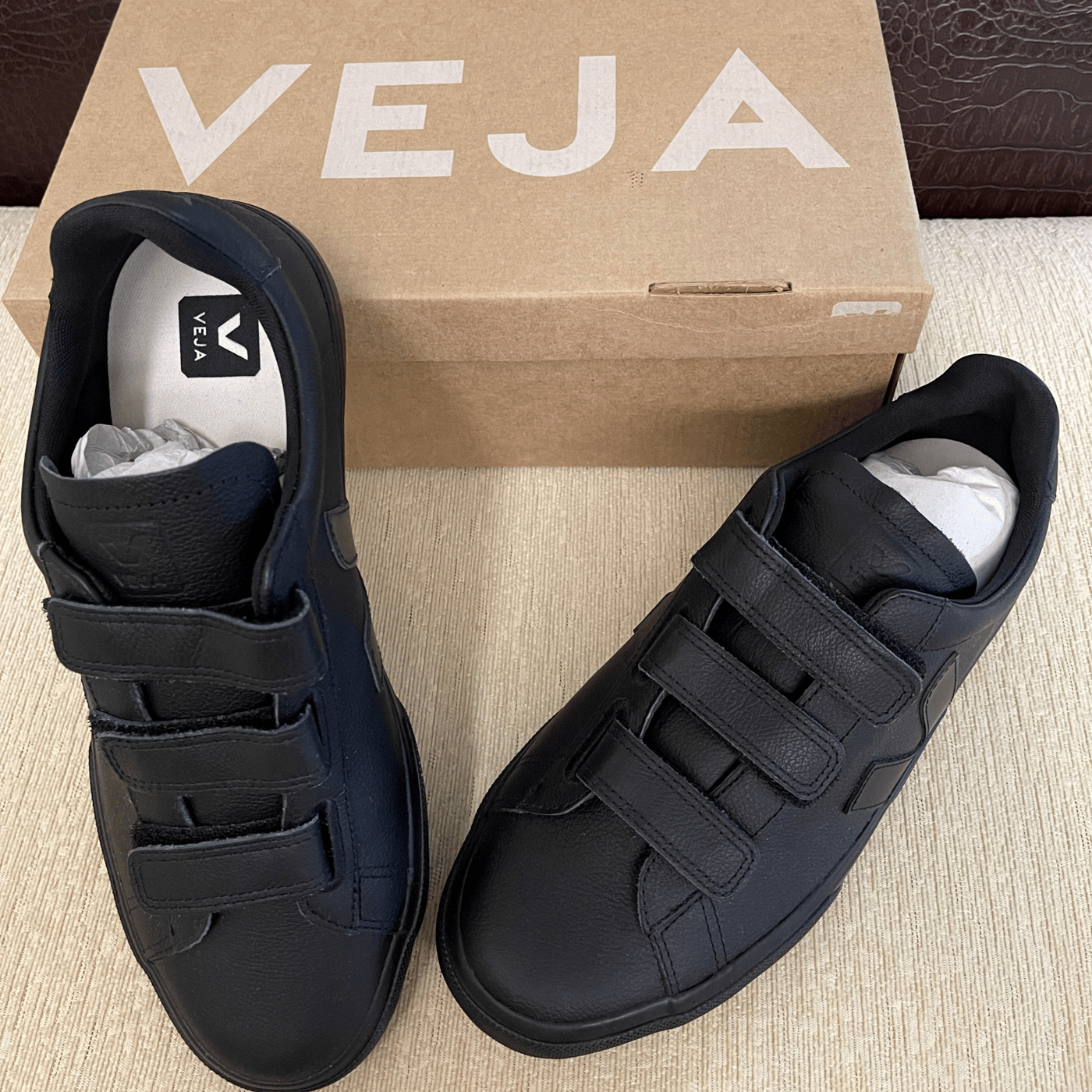 VEJA Black Recife Sneakers Buyandship SG Shop Worldwide and Ship