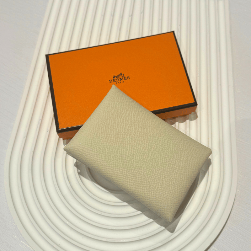 Hermès Calvi Duo Nata 卡包 (奶油白色)