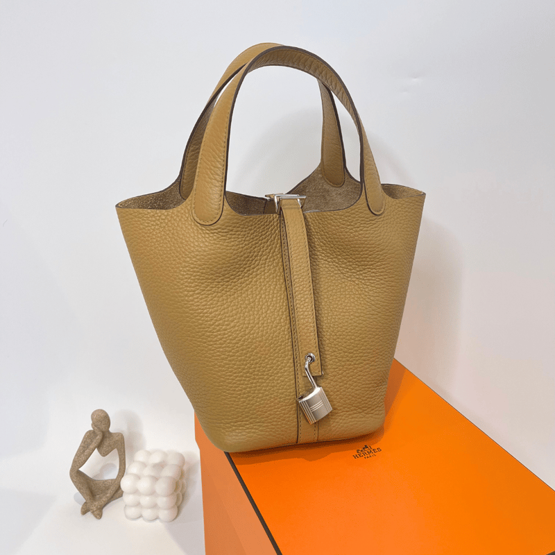 Picotin 18 Biscuit Tote (Biscuit Color, Silver Buckle)